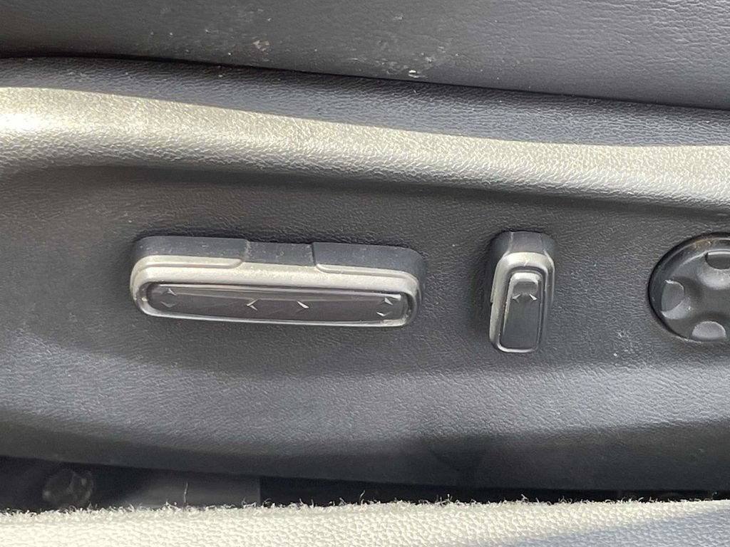 Used 2018 Honda Accord Sport image 28