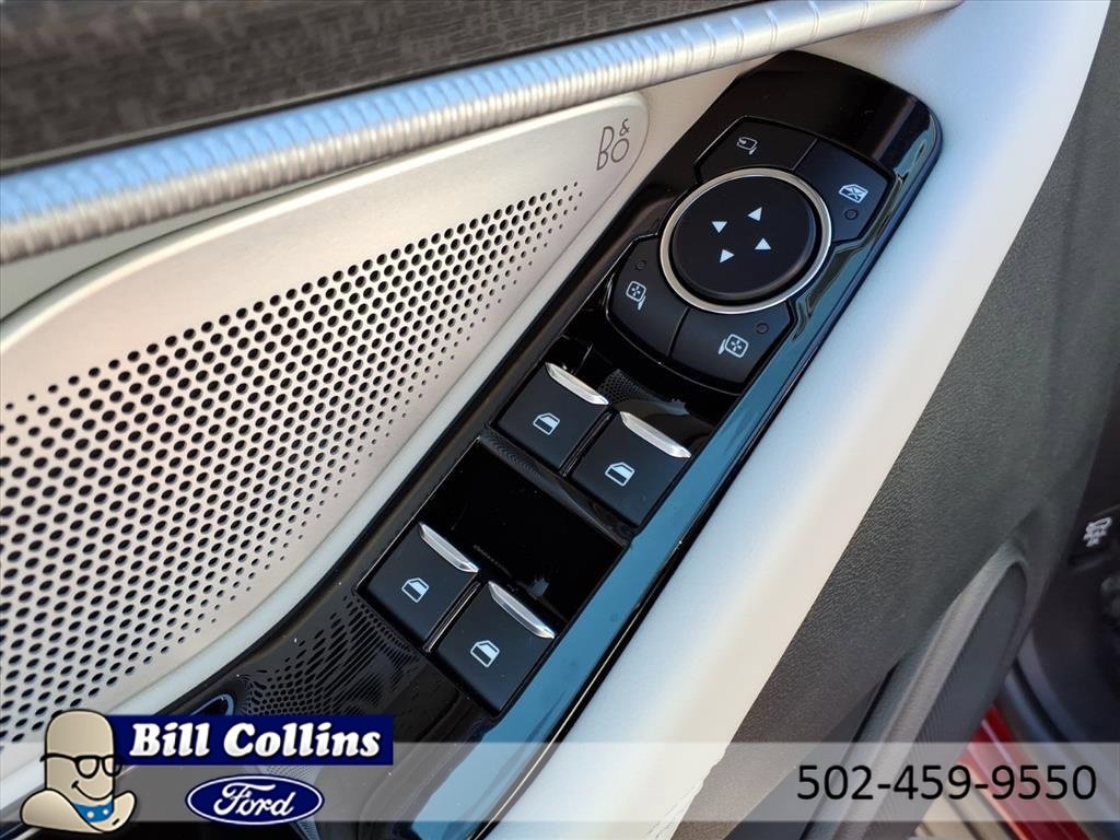 New 2026 Ford Explorer Platinum w/ LUX Leather Package image 17