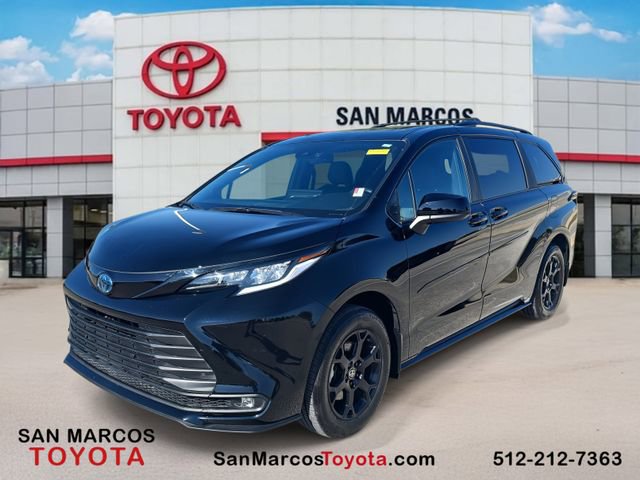 Certified 2025 Toyota Sienna XLE Woodland Edition