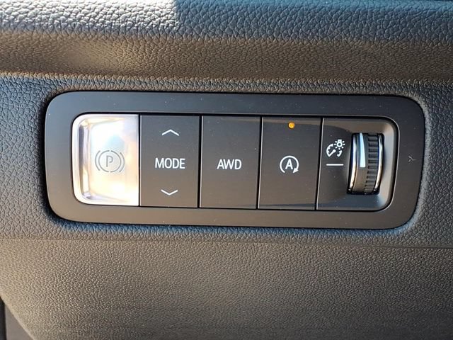 New 2026 Chevrolet Traverse Z71 w/ Enhanced Driving Package AWD/4WD image 20