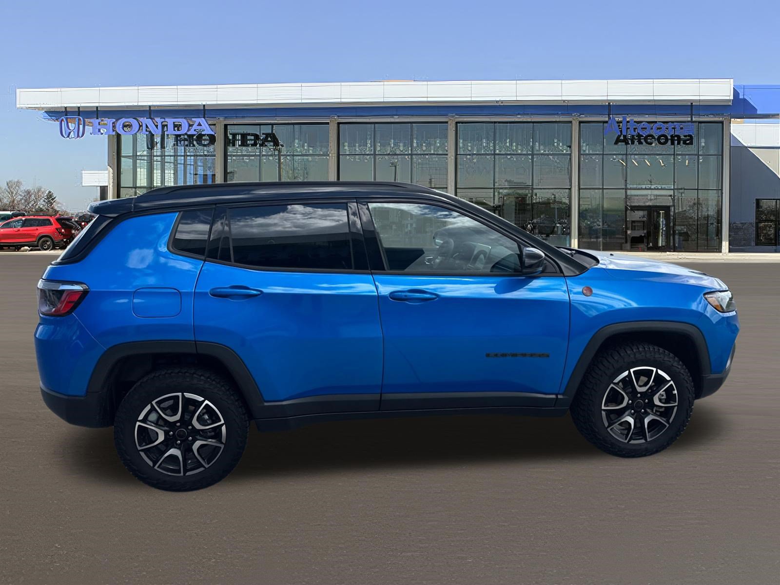 Used 2026 Jeep Compass Trailhawk AWD/4WD image 5