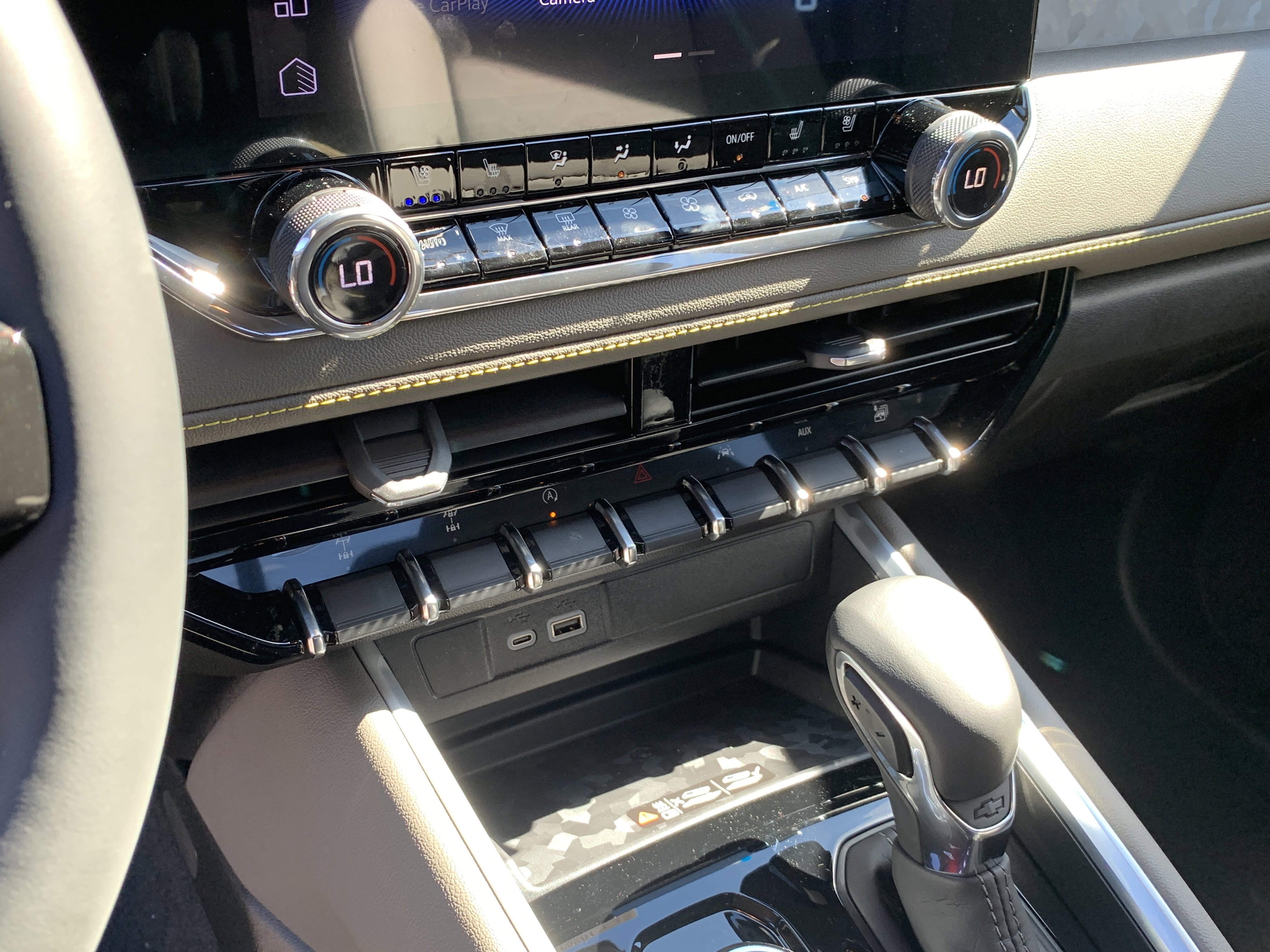 New 2026 Chevrolet Colorado ZR2 w/ Technology Package image 15