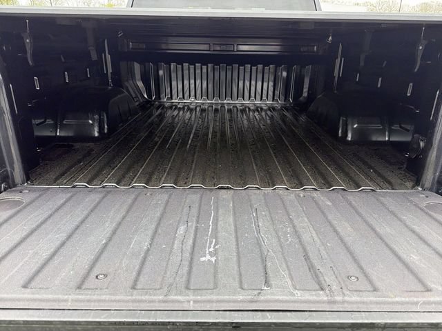 Used 2023 Chevrolet Silverado 1500 LT AWD/4WD image 27