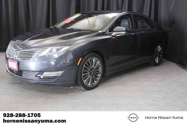 Used 2014 Lincoln MKZ FWD image 3