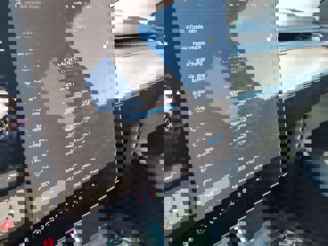 Used 2020 Tesla Model Y Long Range image 27