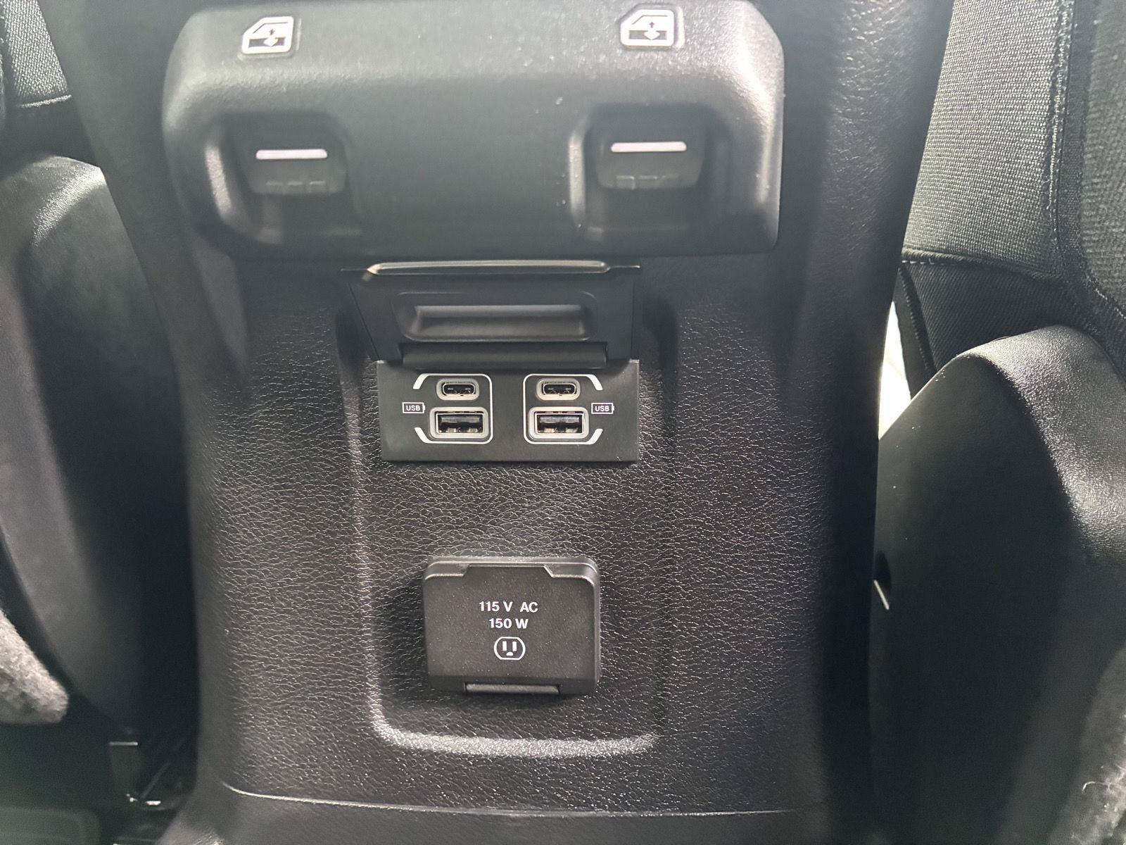 Used 2024 Jeep Wrangler Unlimited Sahara AWD/4WD image 14