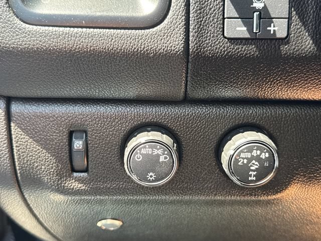 Used 2020 Chevrolet Colorado ZR2 AWD/4WD image 25