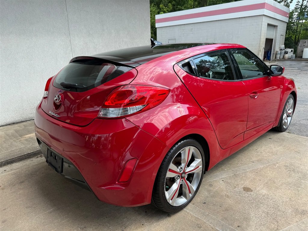 Used 2013 Hyundai Veloster w/ Tech Pkg FWD image 3
