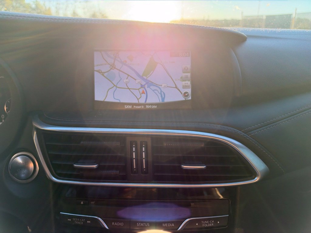 Used 2018 INFINITI QX30 Sport w/ Cargo Package FWD image 17