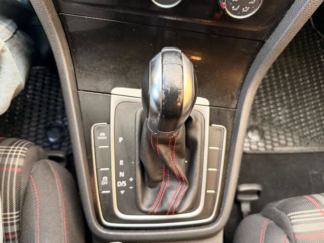 Used 2017 Volkswagen GTI S image 16