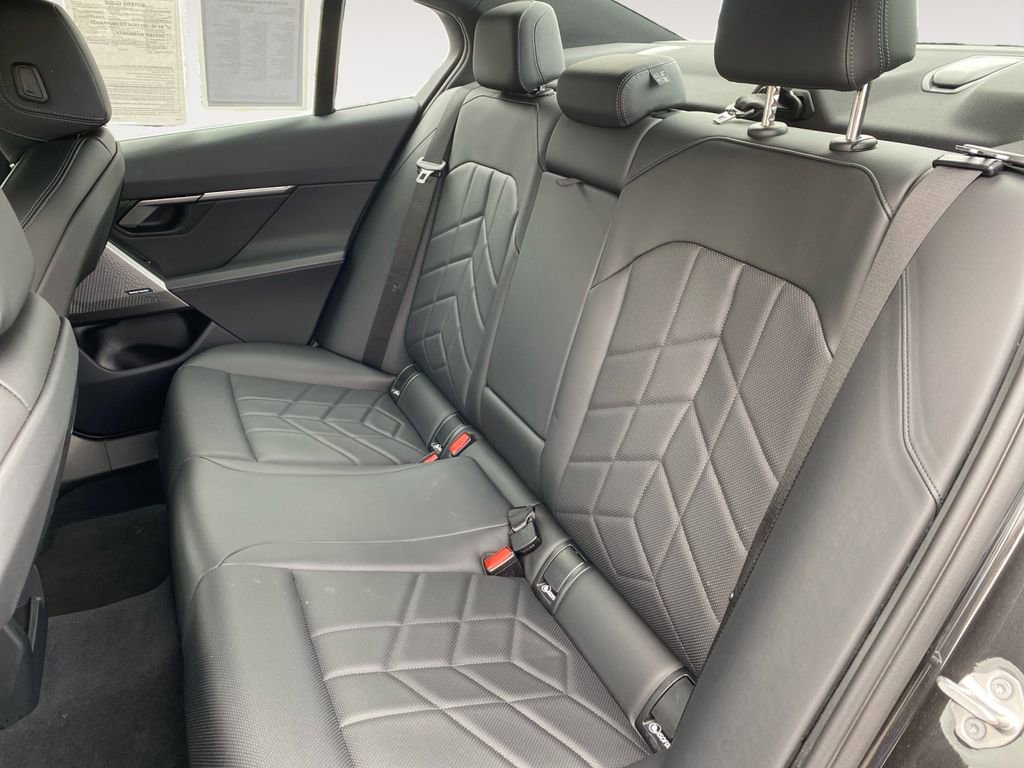 Used 2024 BMW 530i 530i Premium w/ Premium Package image 12