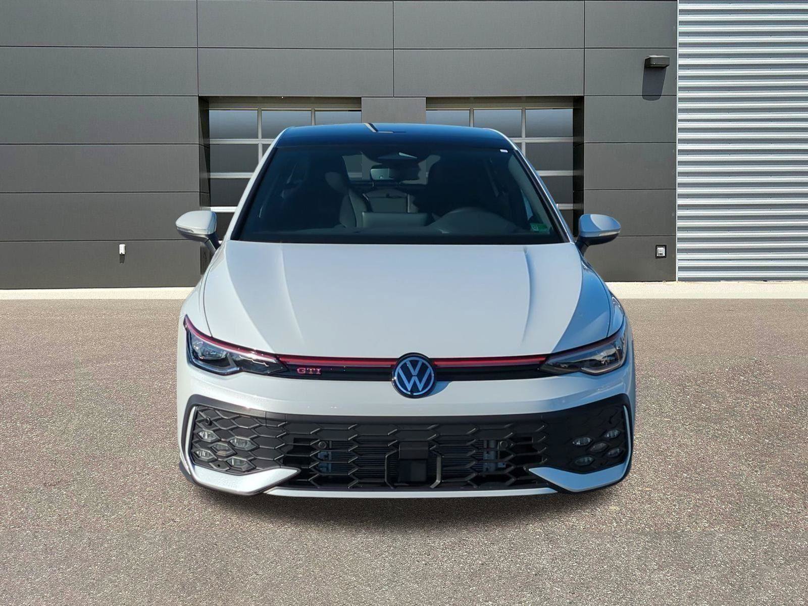 New 2026 Volkswagen Golf SE FWD image 2