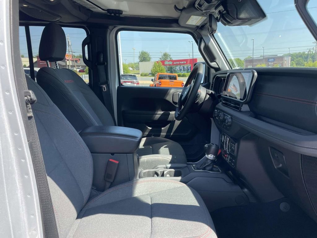 Certified 2024 Jeep Wrangler Unlimited Rubicon image 15