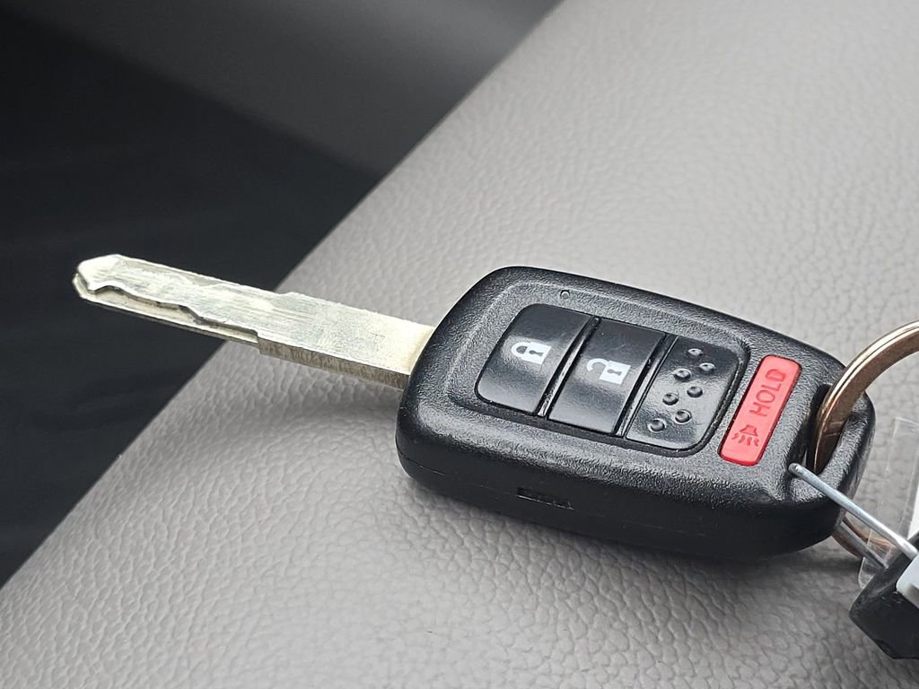 Used 2014 Honda CR-V EX-L image 32