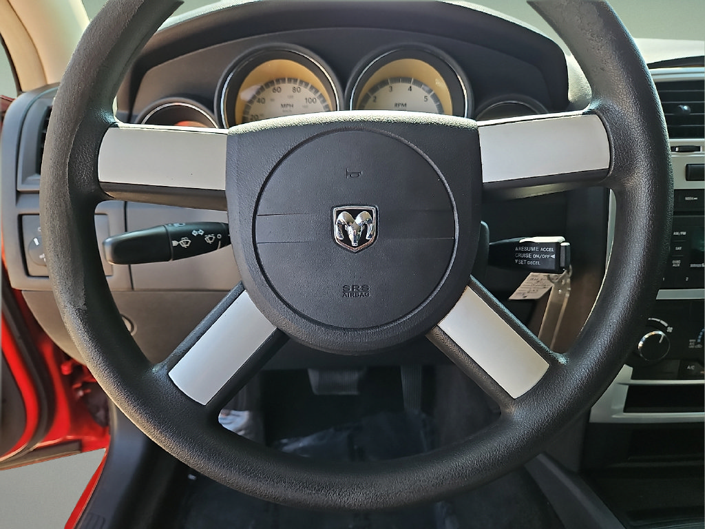 Used 2010 Dodge Charger SXT RWD image 24