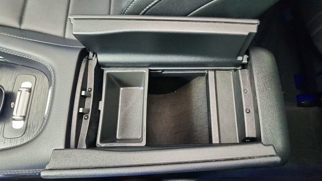 Used 2025 Mercedes-Benz GLS 450 4MATIC image 62