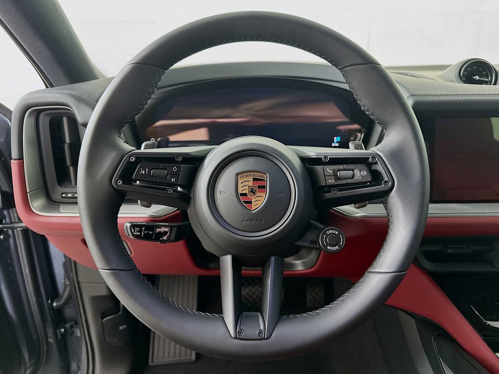 New 2026 Porsche Cayenne Coupe AWD/4WD image 14