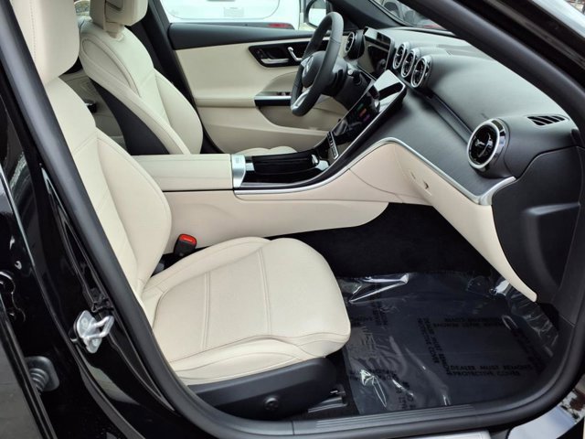 New 2025 Mercedes-Benz C 300 4MATIC Sedan image 16