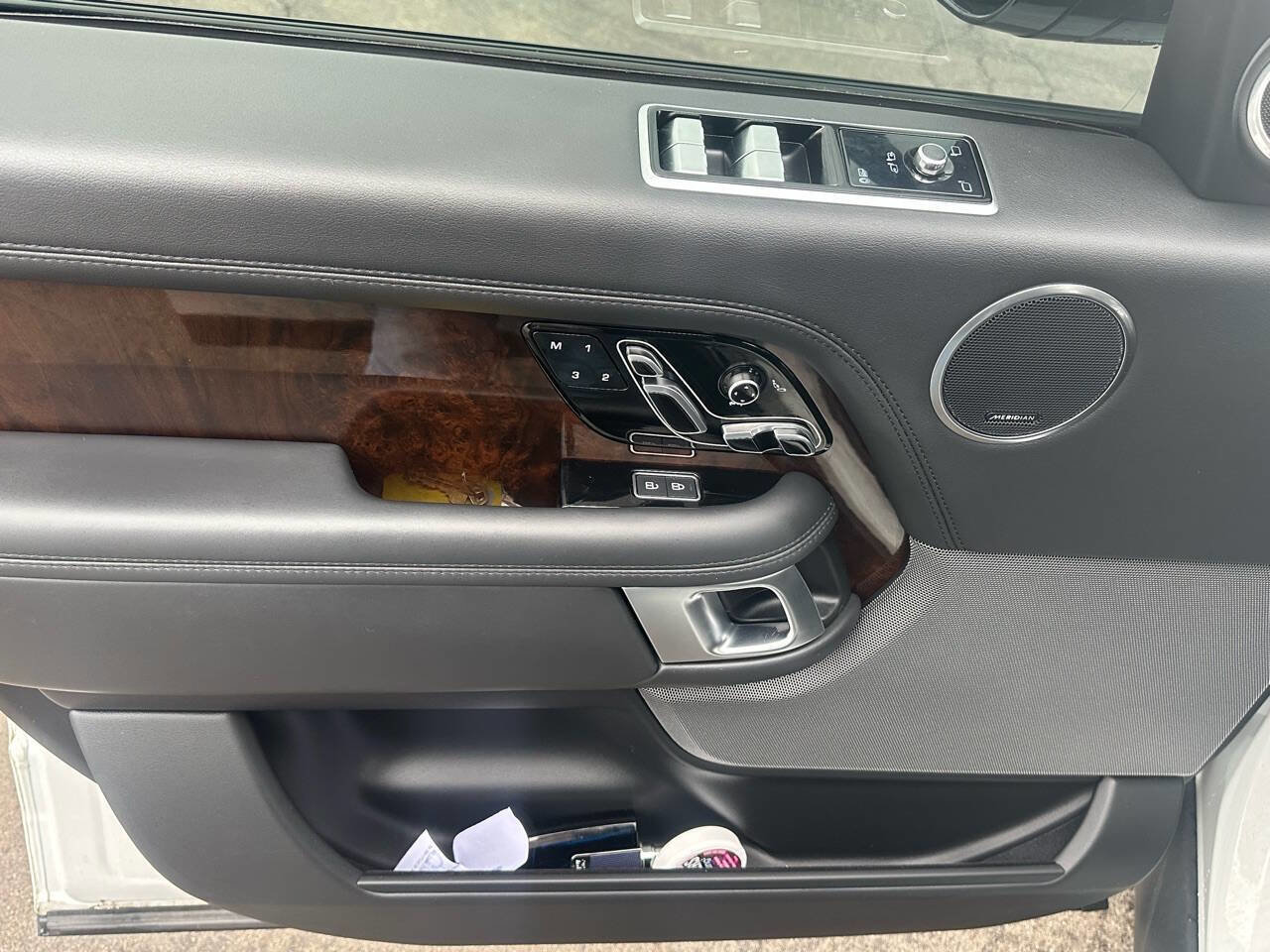 Used 2021 Land Rover Range Rover P525 Westminster Edition image 10