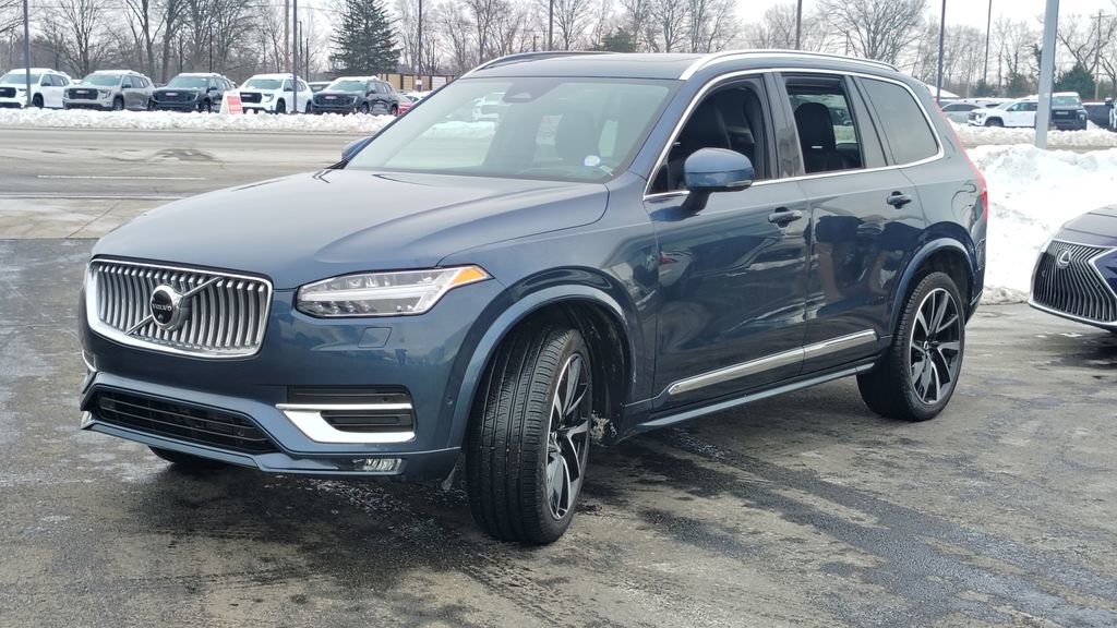 Certified 2023 Volvo XC90 B5 Plus w/ Protection Package Premier image 6