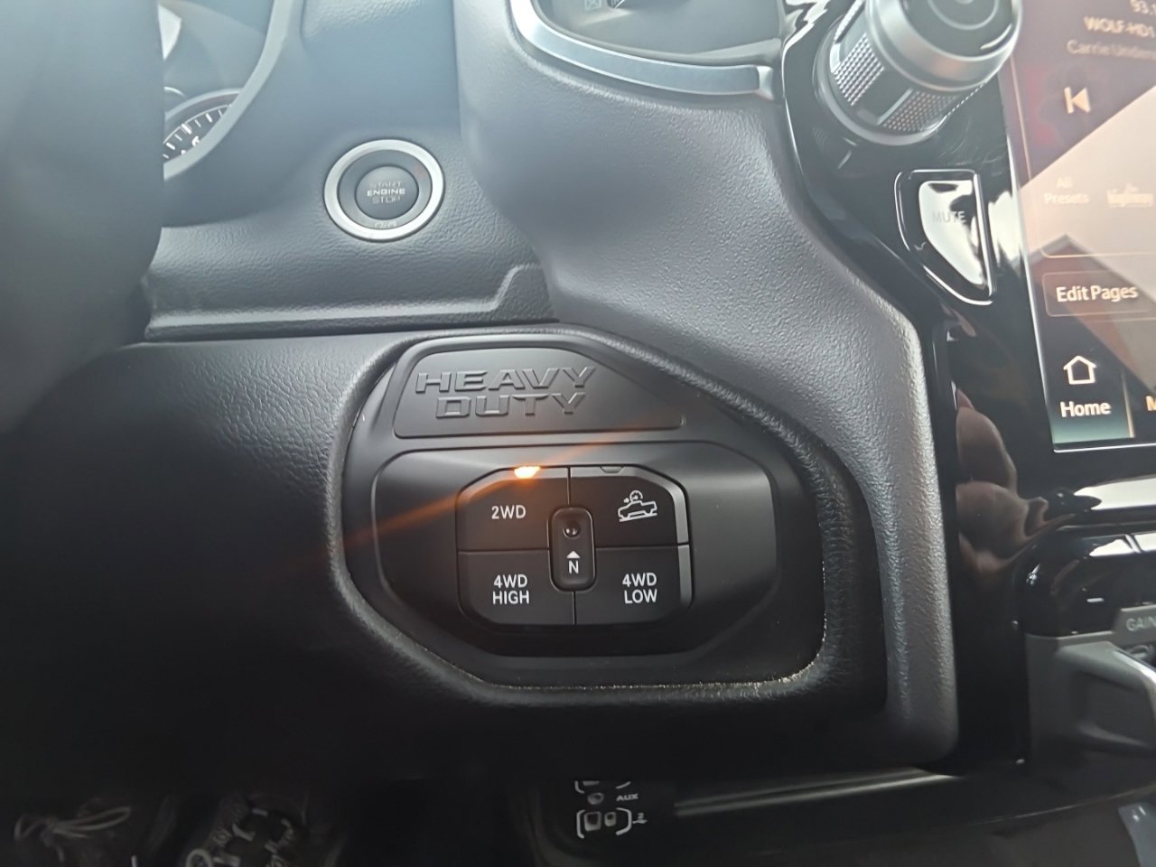 Used 2025 RAM 2500 Big Horn AWD/4WD image 33