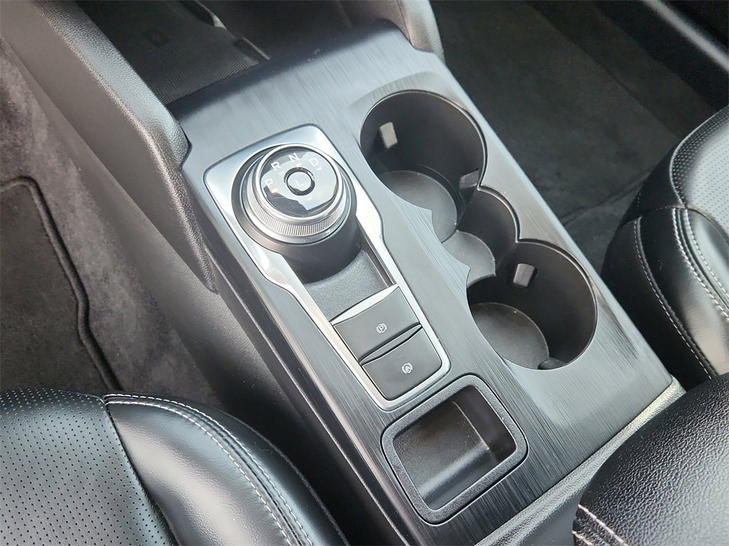 Used 2025 Ford Escape Platinum image 24