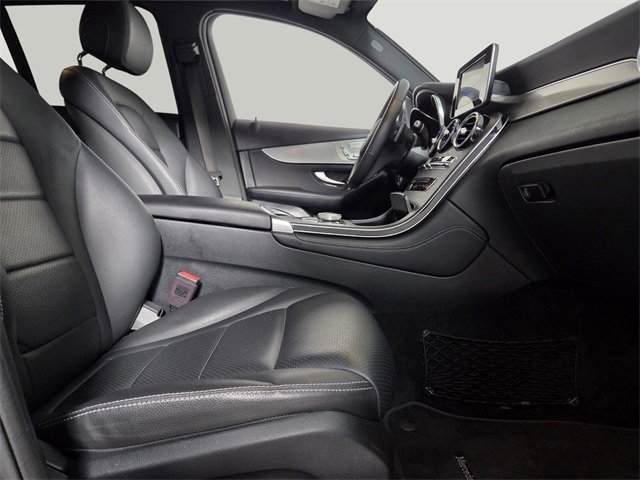 Used 2019 Mercedes-Benz GLC 350e 4MATIC image 14