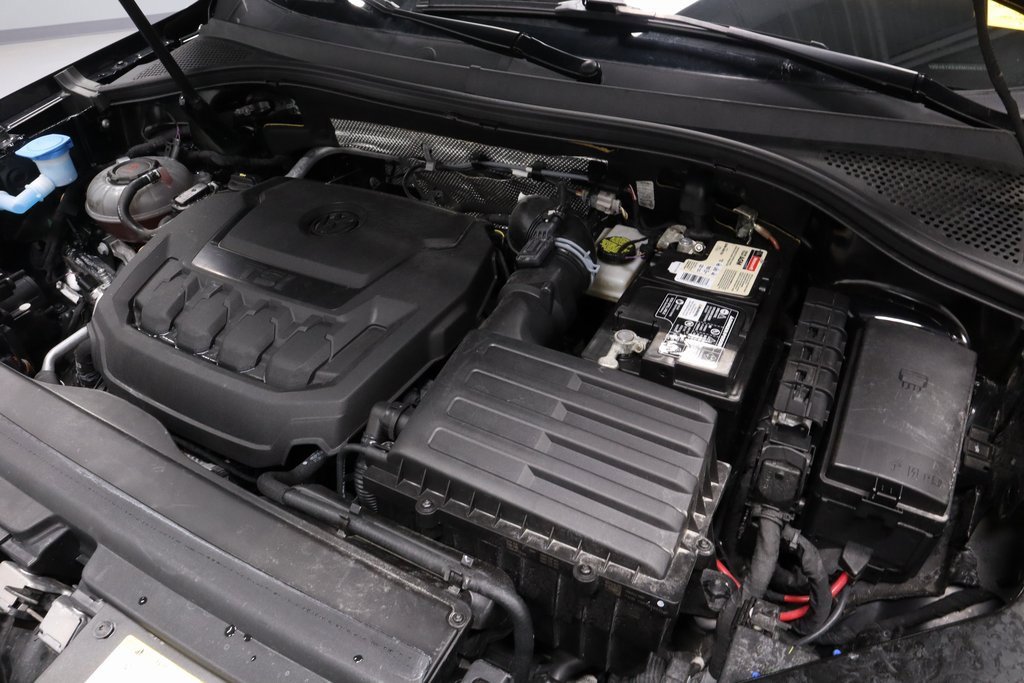 Used 2024 Volkswagen Tiguan SEL R-Line image 13