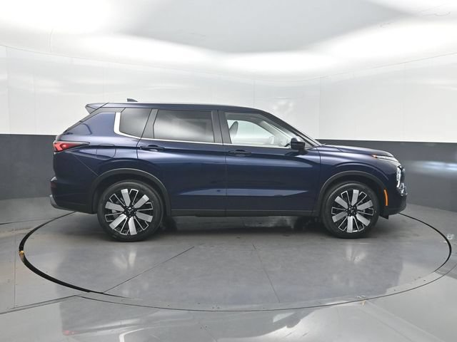 New 2026 Mitsubishi Outlander SE AWD/4WD image 34