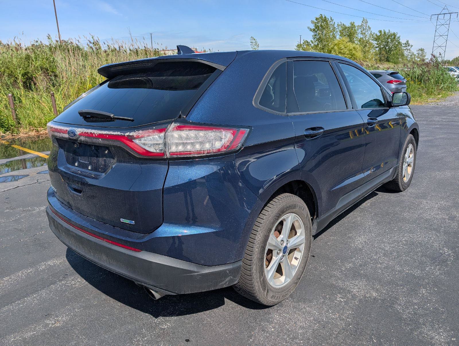 Used 2017 Ford Edge SE AWD/4WD image 8