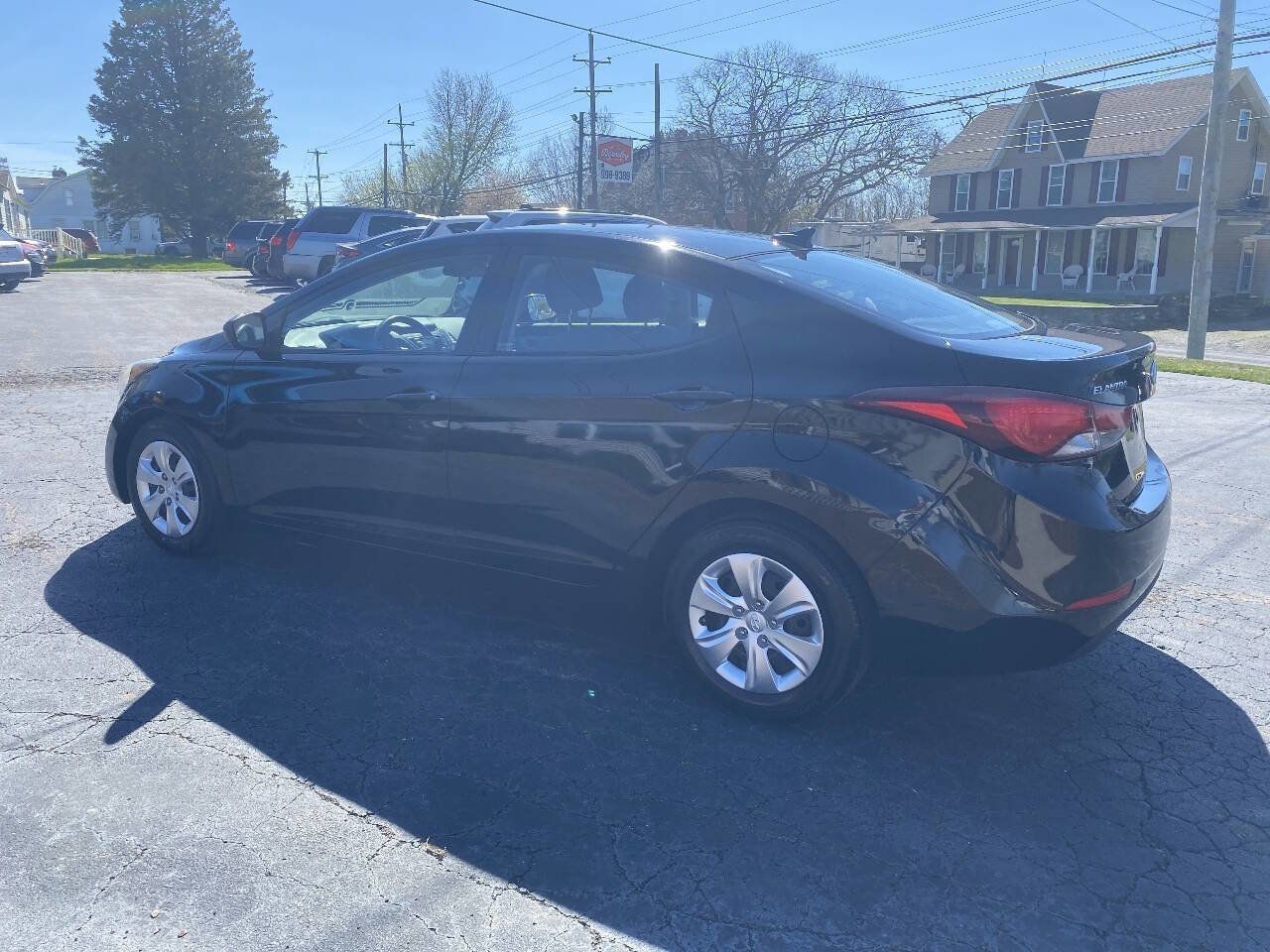 Used 2016 Hyundai Elantra SE FWD image 4