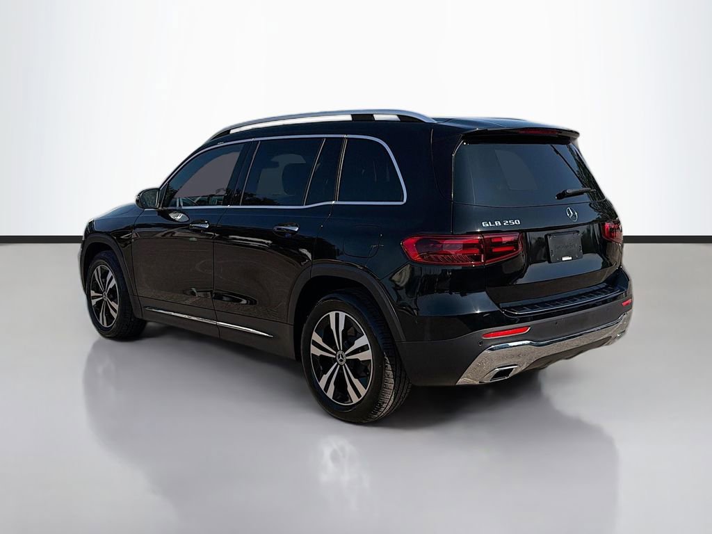 Used 2024 Mercedes-Benz GLB 250 image 5