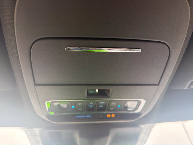 Used 2025 Ford F350 Platinum AWD/4WD image 17