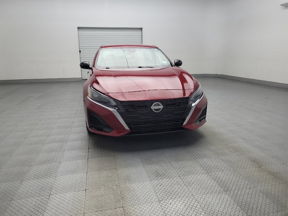 Used 2024 Nissan Altima 2.5 SV image 14