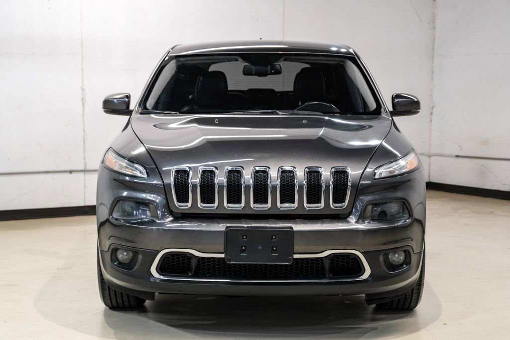 Used 2017 Jeep Cherokee Limited FWD image 5