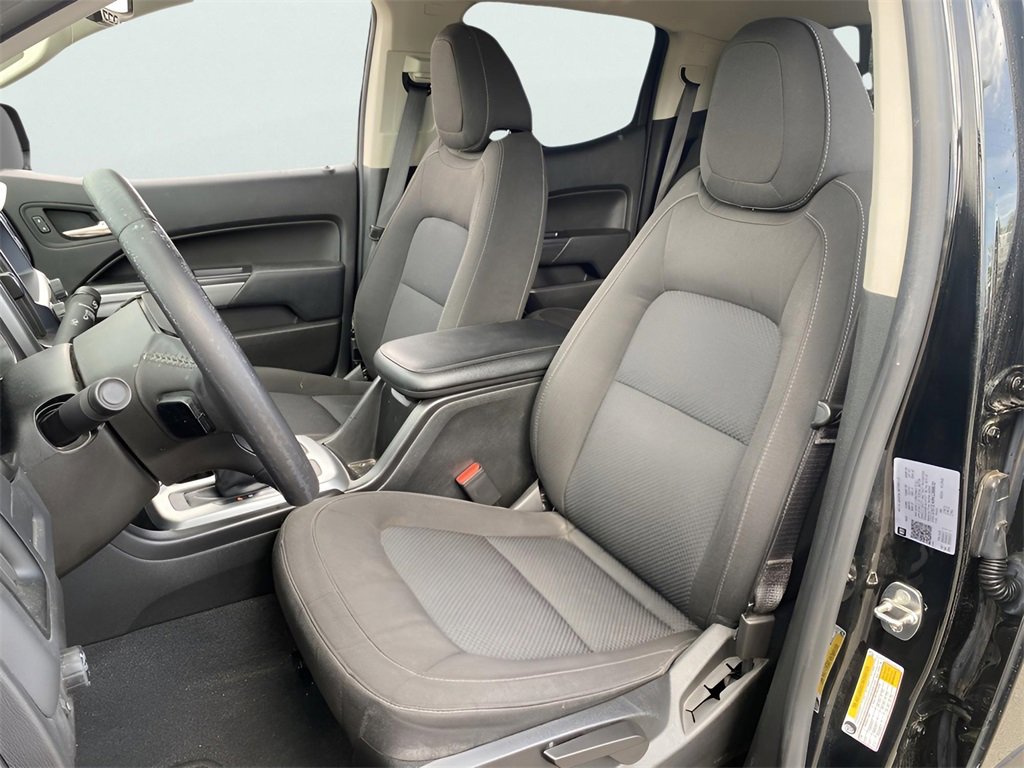 Used 2022 Chevrolet Colorado LT w/ LT Convenience Package image 13