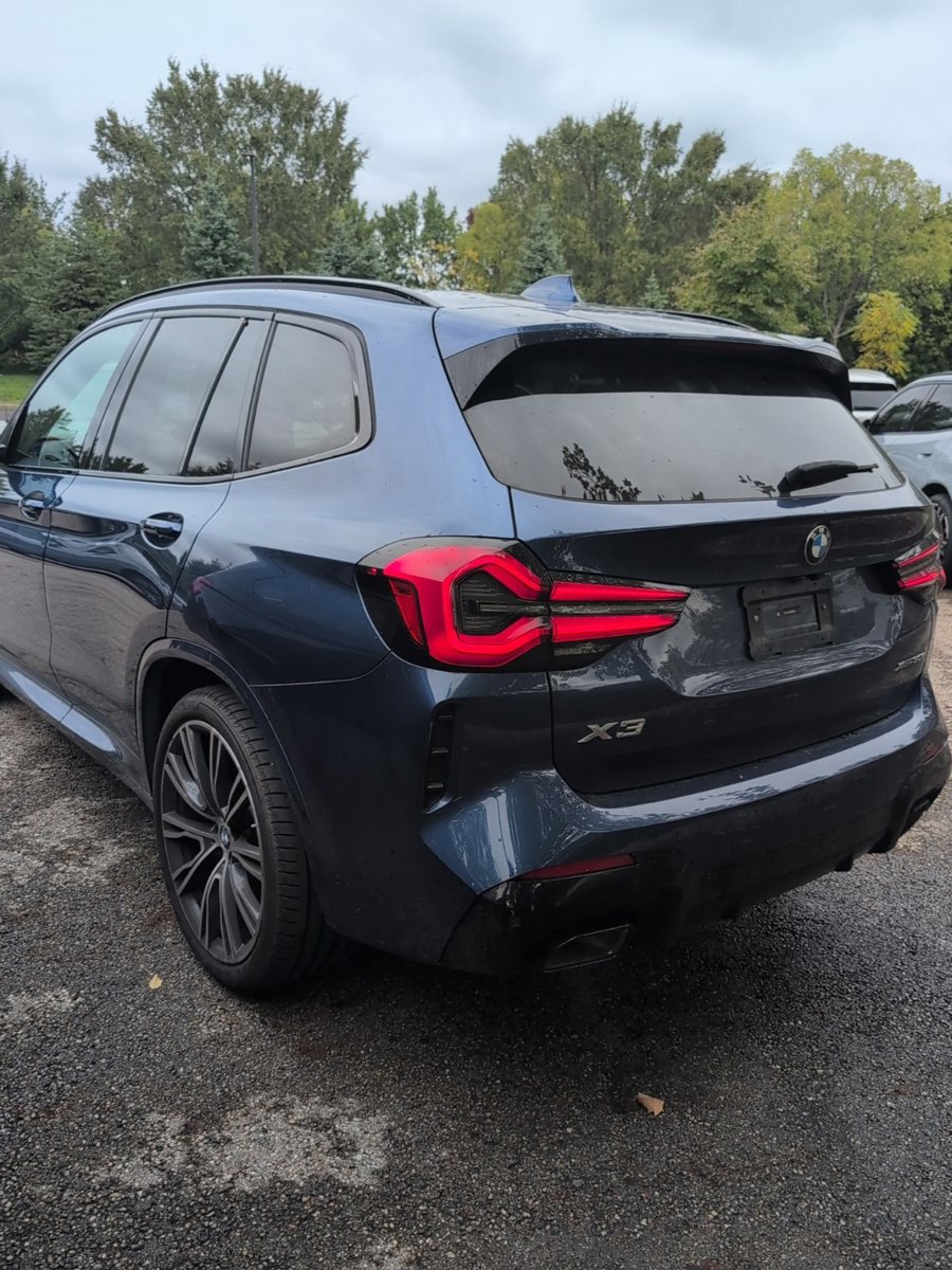 Used 2023 BMW X3 xDrive30i w/ M Sport Package AWD/4WD image 2