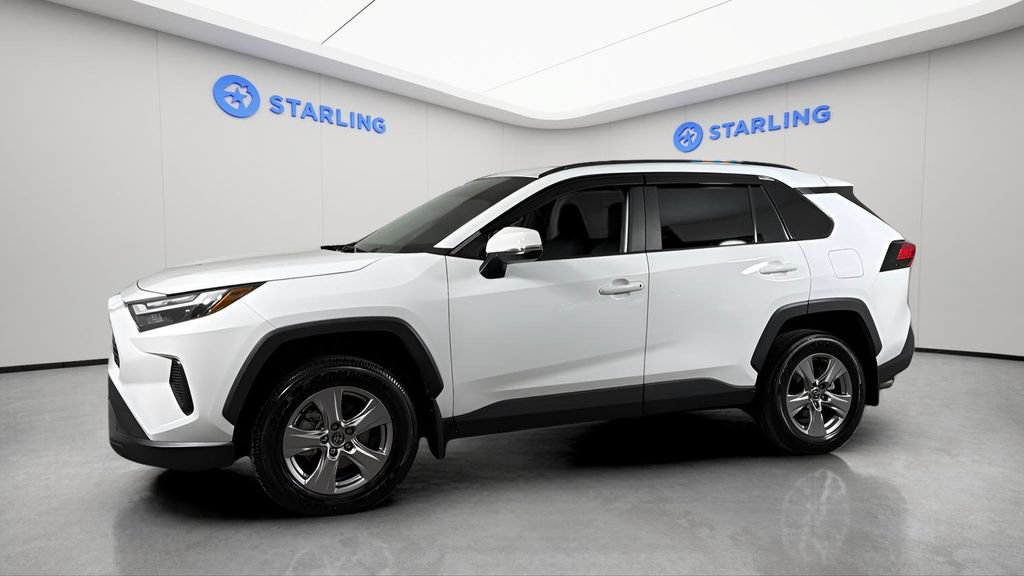 Used 2025 Toyota RAV4 XLE w/ Convenience Package FWD image 2