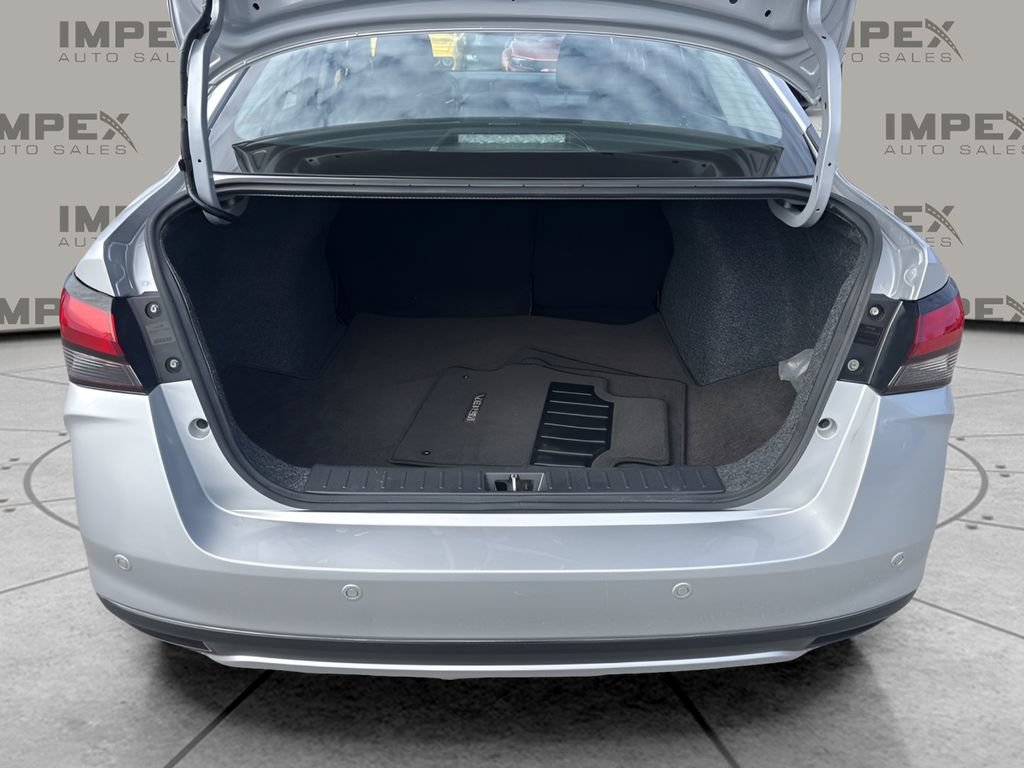 Used 2025 Nissan Versa SV FWD image 25