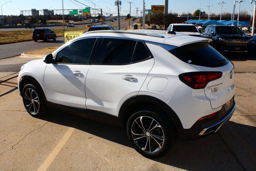 Used 2021 Buick Encore GX Essence image 10