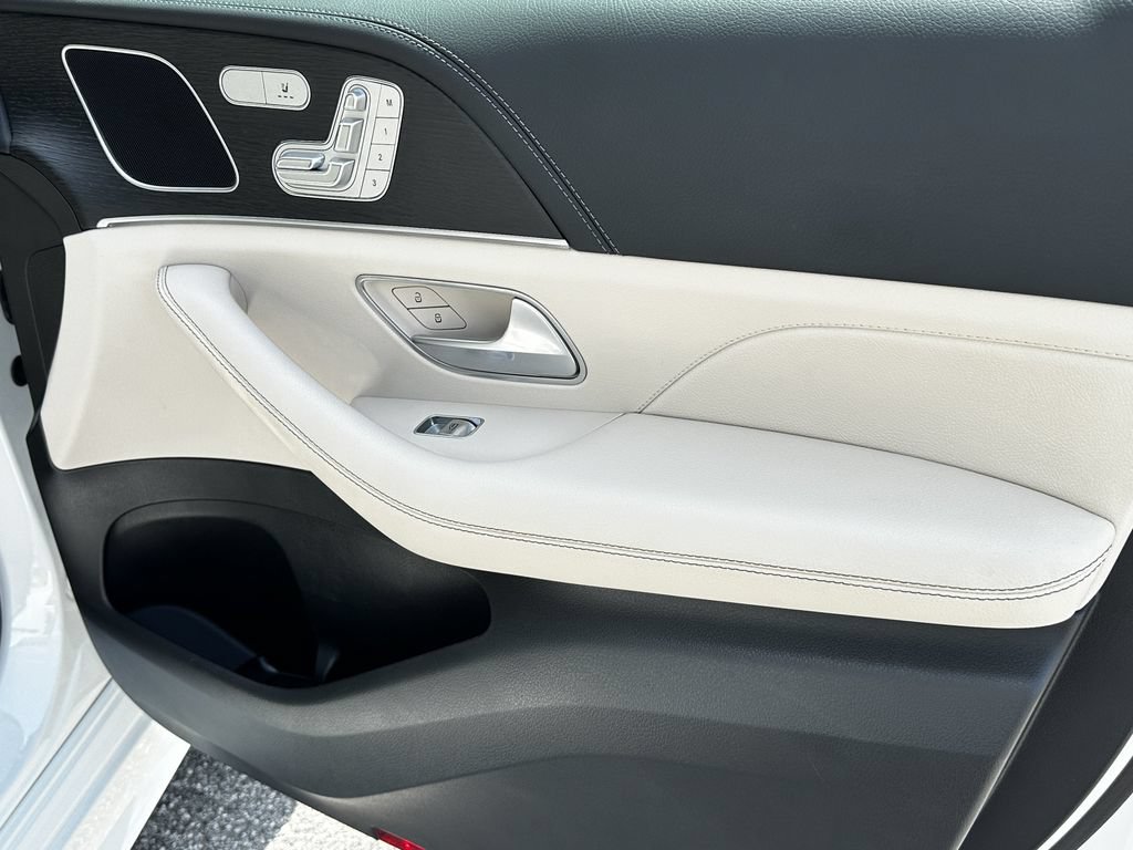 Certified 2025 Mercedes-Benz GLE 450e 4MATIC image 16