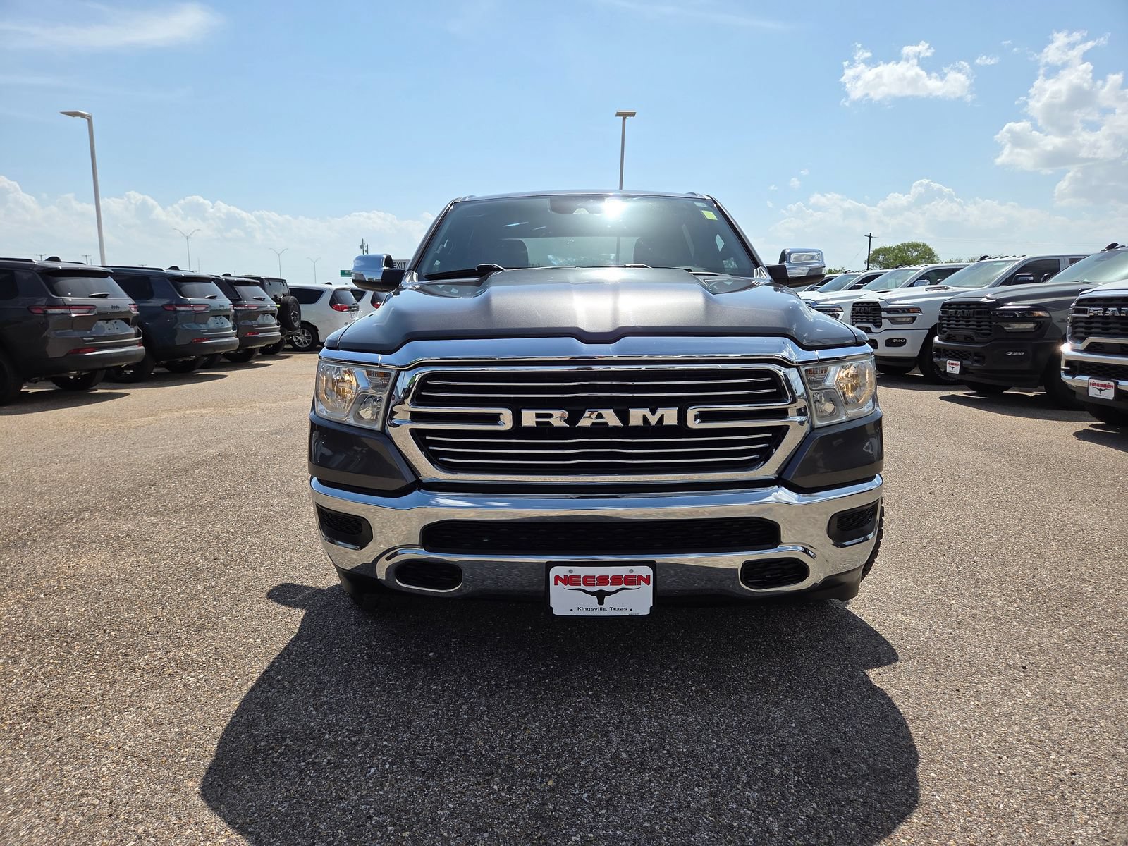Used 2024 RAM 1500 Laramie AWD/4WD image 2