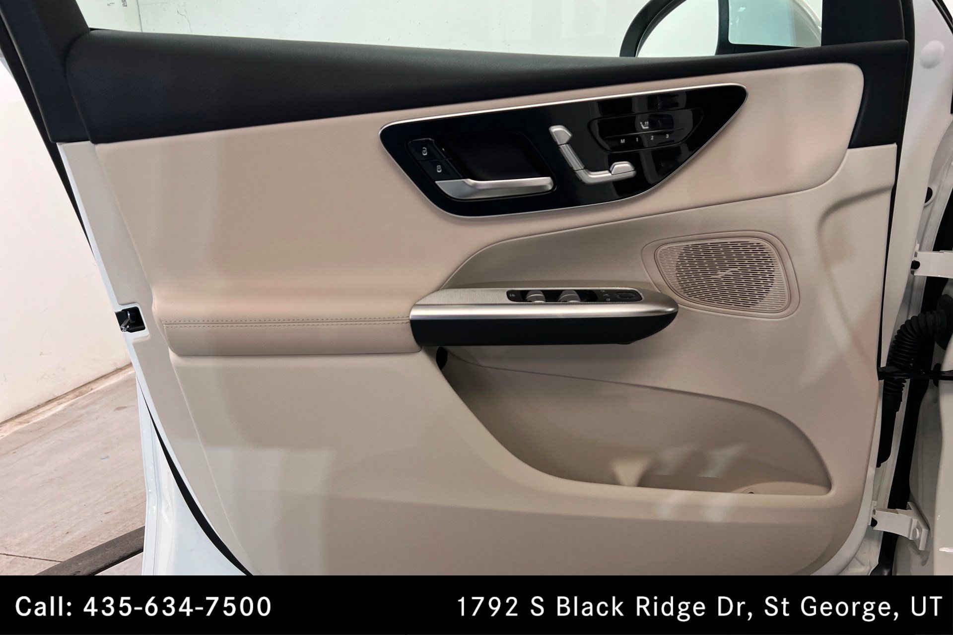 Certified 2025 Mercedes-Benz GLC 300 4MATIC image 14