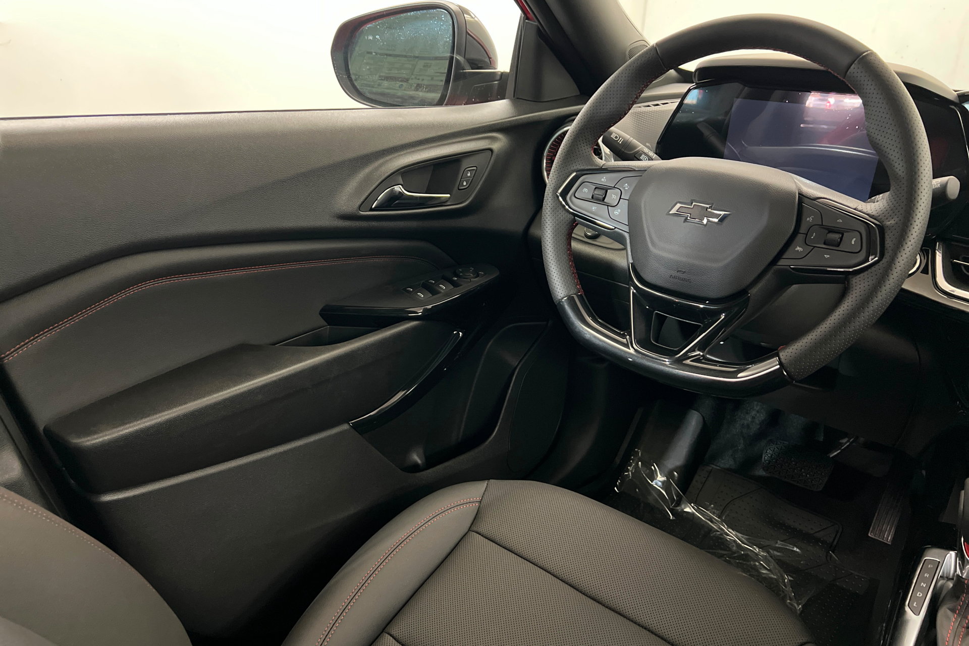 New 2026 Chevrolet Trax RS w/ Driver Confidence Package FWD image 12