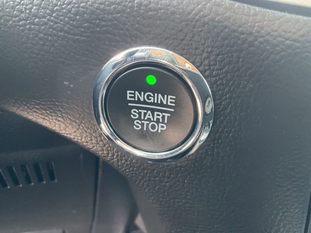 Used 2020 Ford Edge SEL image 12