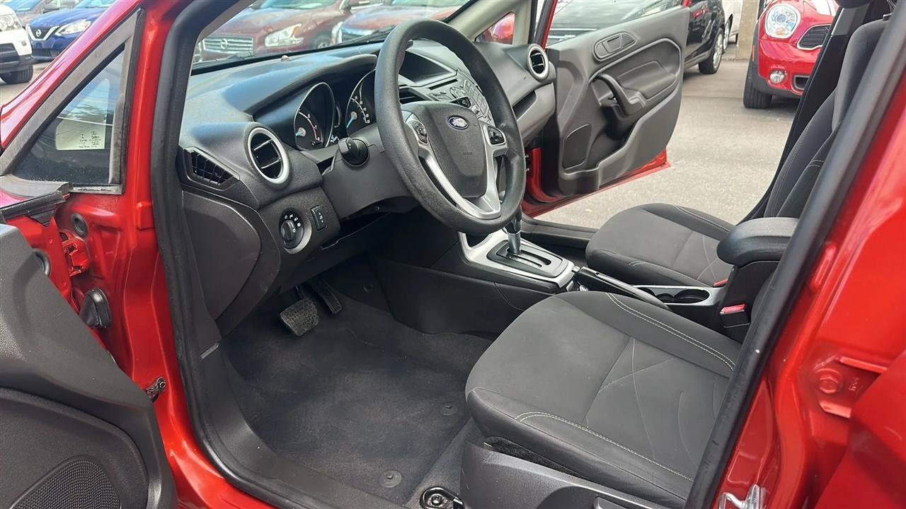 Used 2018 Ford Fiesta SE FWD image 24