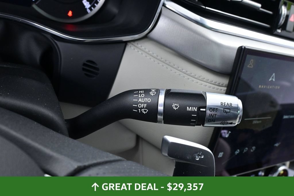 Used 2021 Jaguar F-PACE R-Dynamic S AWD/4WD image 38