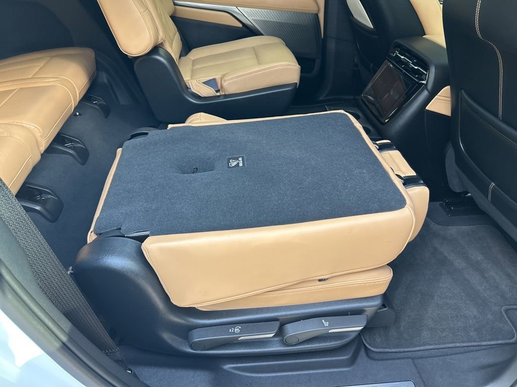 Used 2025 Cadillac Escalade IQ Sport 2 image 35