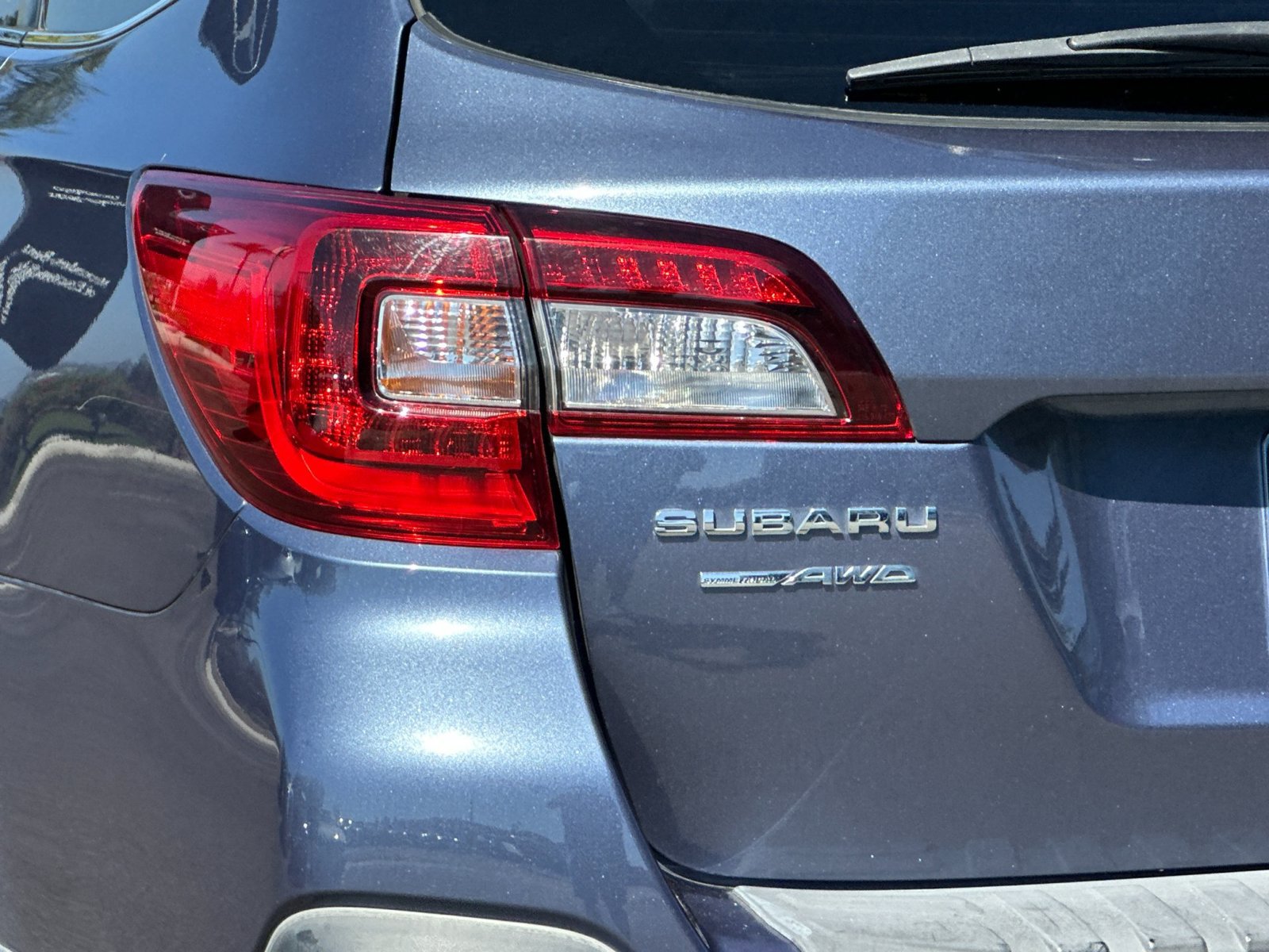 Used 2018 Subaru Outback 2.5i Limited AWD/4WD image 33