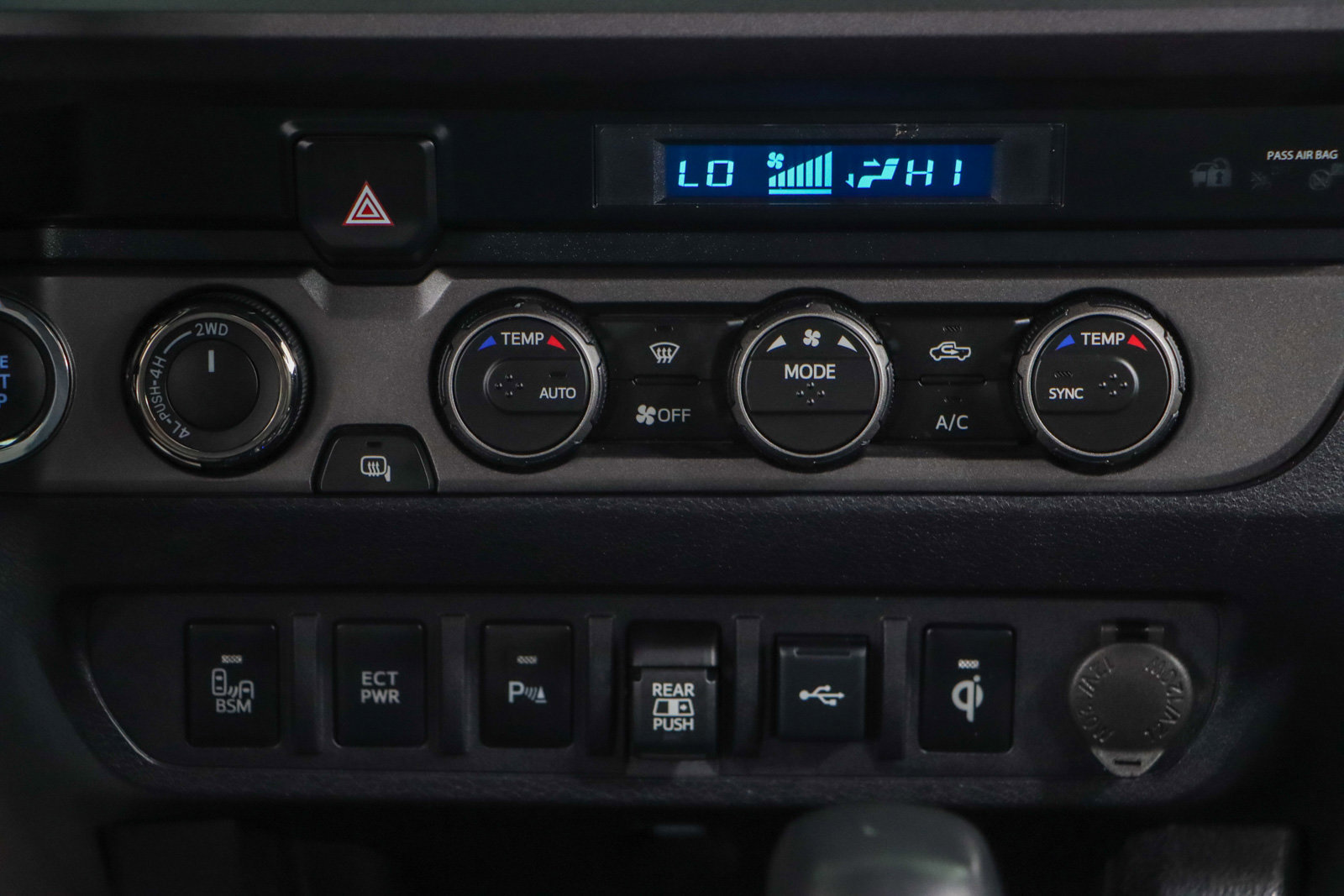 Used 2023 Toyota Tacoma TRD Off-Road image 20